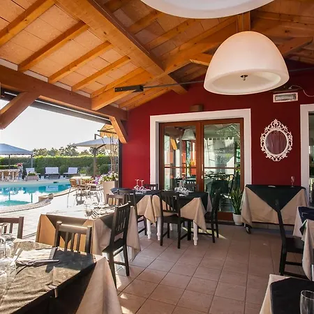 La Posta Di Torrenova Hotel 3*