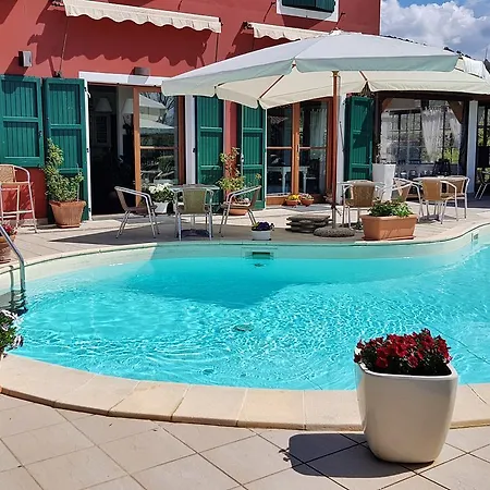 La Posta Di Torrenova Hotel 3*