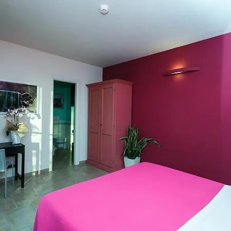 Hotel La Posta Di Torrenova 3*