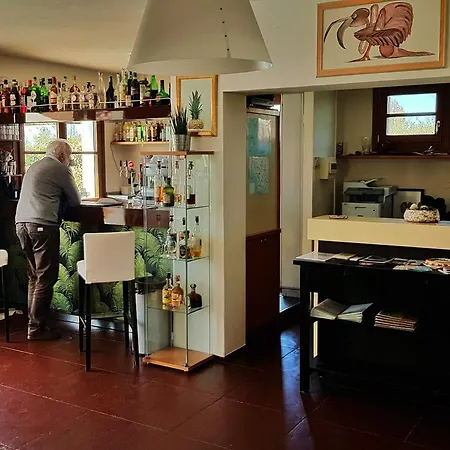 La Posta Di Torrenova Hotel